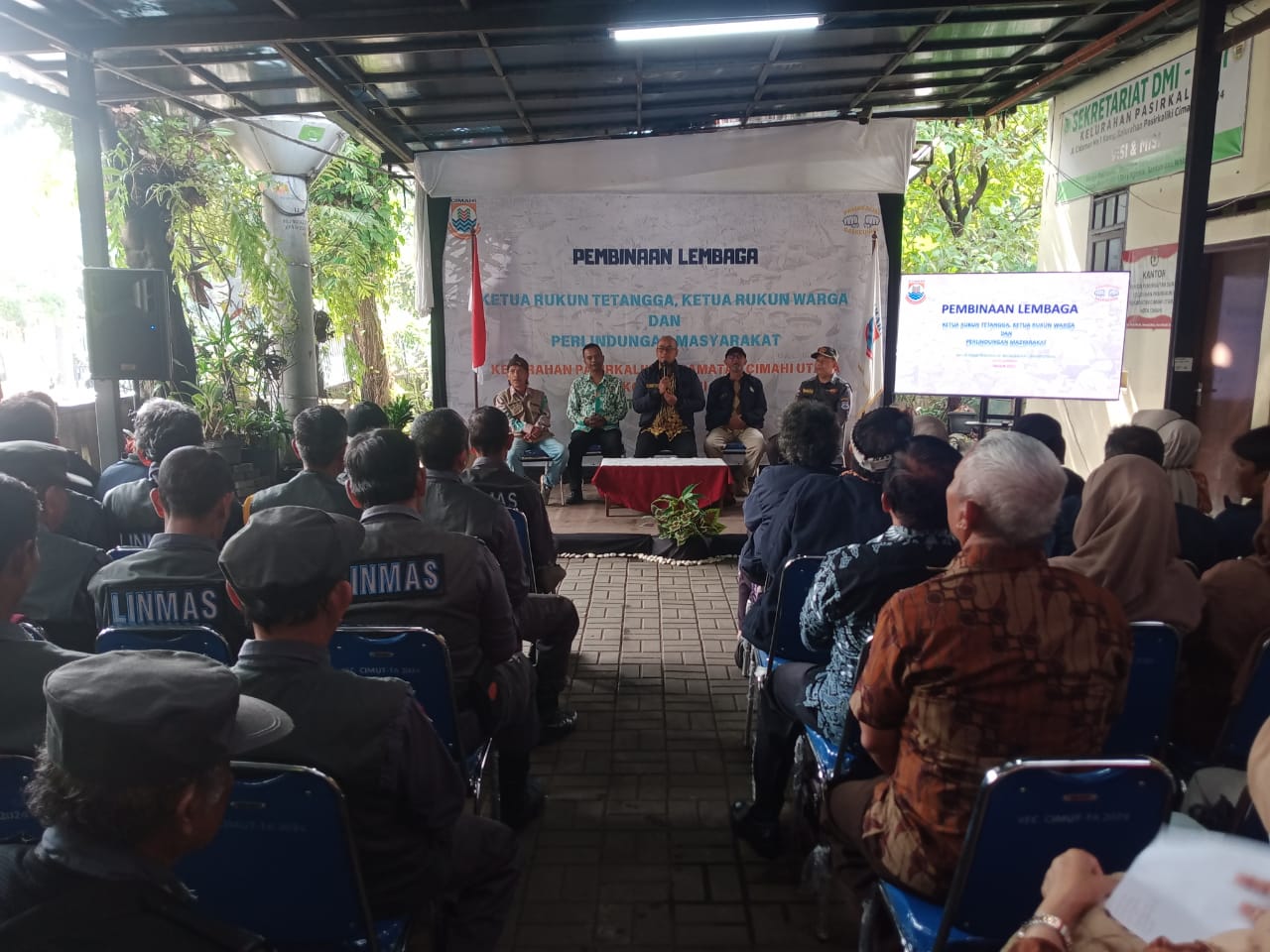 PEMBINAAN KETUA RT, RW DAN LINMAS